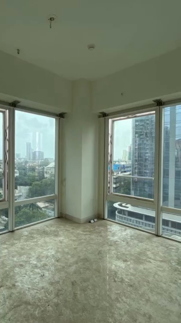 "Last few sea-facing homes left! 🌅 Book your 3 or 4 BHK at Indiabulls Blu today.